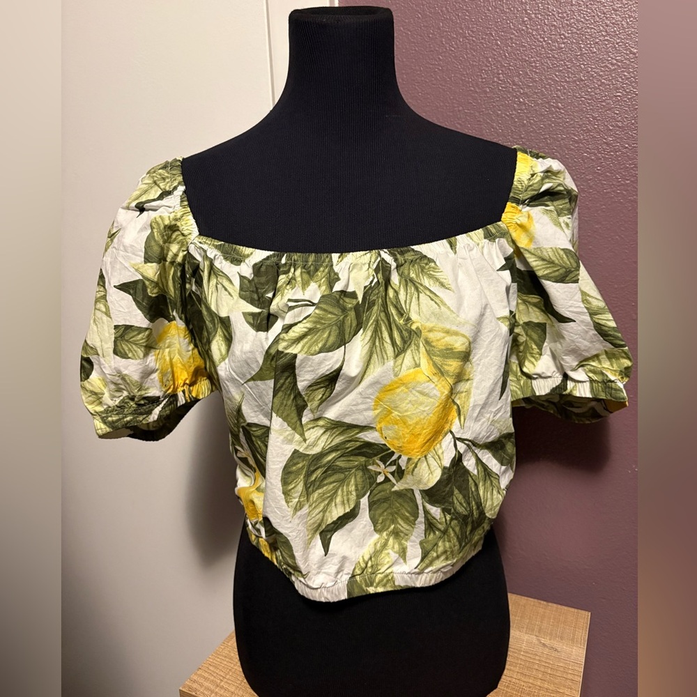 H&M lemon leaf crop top